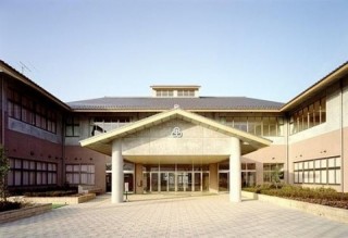青垣中学校校舎